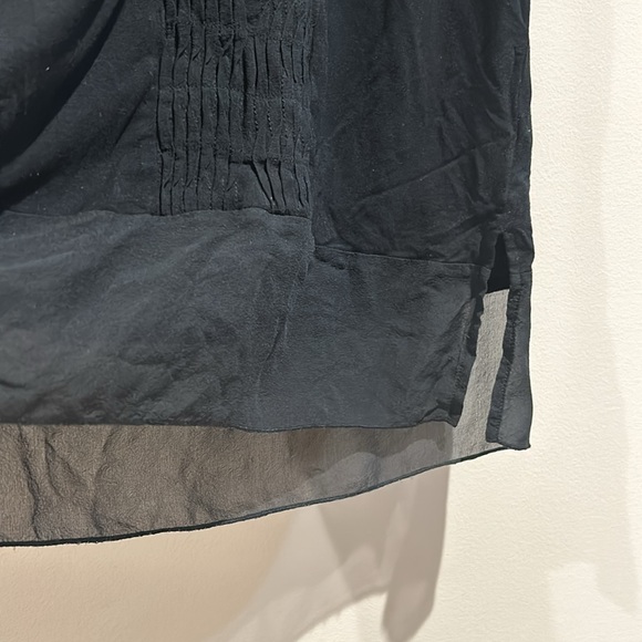 Black great top for under blazer - Picture 3 of 4